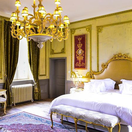 Ouches 샤토 드오니 B&B 외부 사진